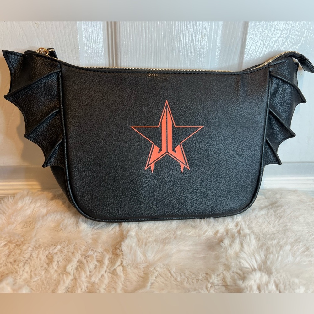 JEFFREE STAR EXCLUSIVE HALLOWEEN BATWING MAKEUP/COSMETIC BAG/CLUTCH
